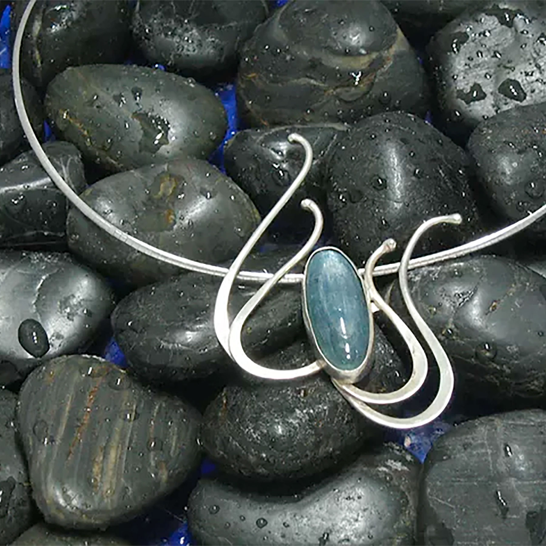 Pendant by Carol Ellis
